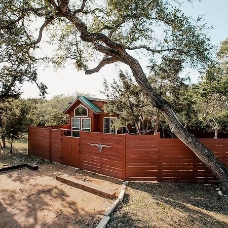 The Longhorn Cabin - Cabins At Rim Rock Austin Exterior photo